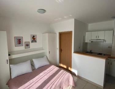 Studio with Sea View