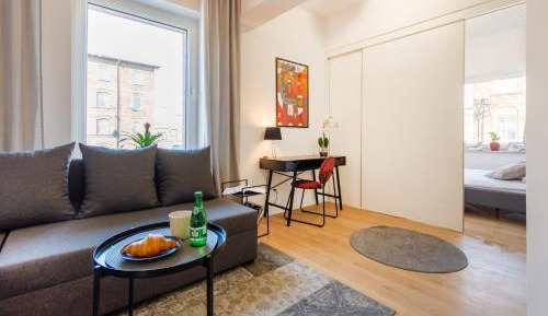One-Bedroom Apartment