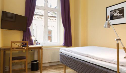 Standard Single Room with Shower