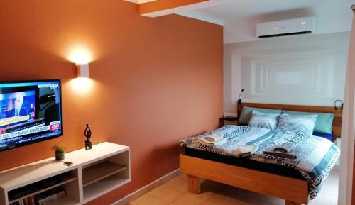 Studio Apartment with Sea View