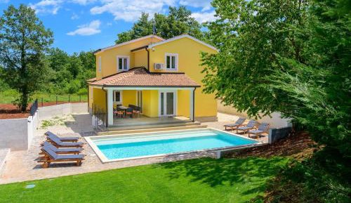 Villa with Private Pool