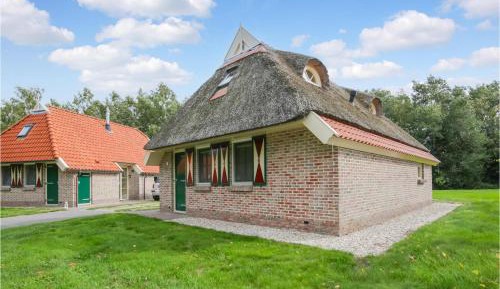 Three-Bedroom Holiday Home 