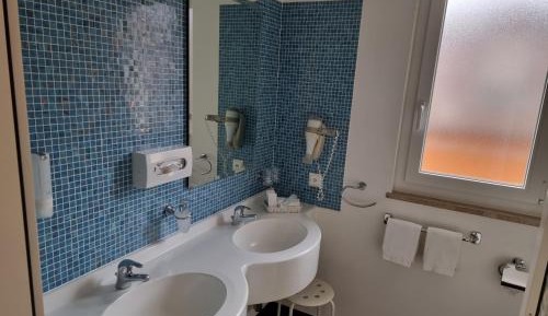 Junior Suite with Balcony and Lake View