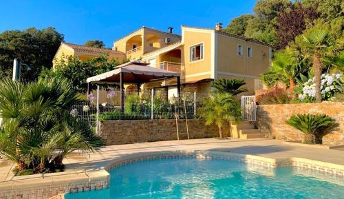 Deluxe Double Room with Balcony and Sea View
