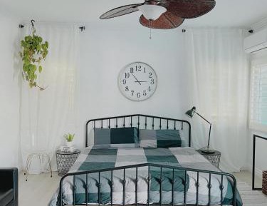 One-Bedroom House