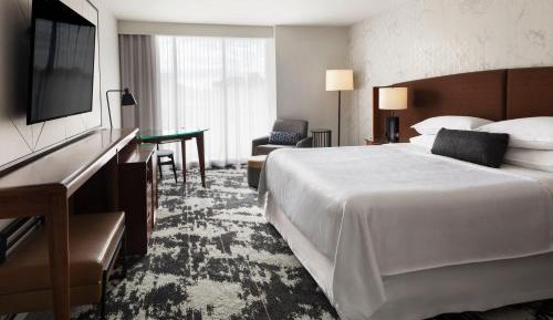 King Room with City View
