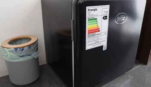 Single Room with Private Bathroom