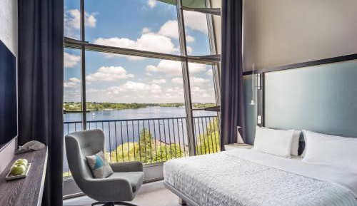 Duplex Lake Suite, Bi-level Suite, Alster view