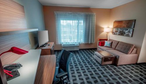One-Bedroom King Suite with Sofa Bed