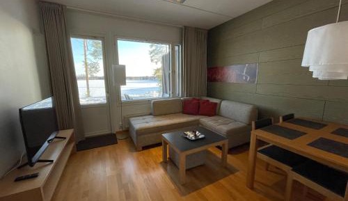 Apartment with Lake View