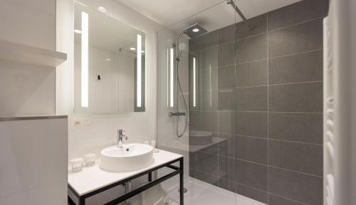 Double Room with Terrace and Mountain View