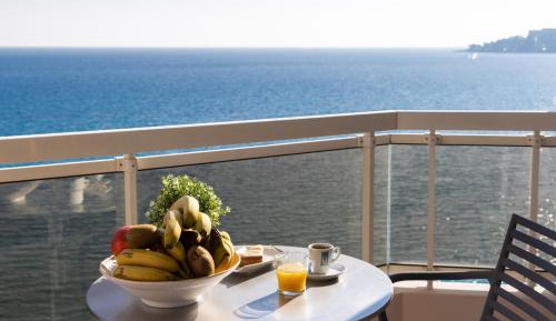 Double or Twin Room with Terrace and Sea View