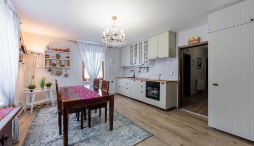 Junior Suite with Mountain View