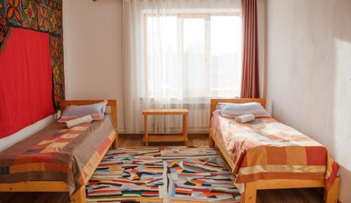 Large Twin Room