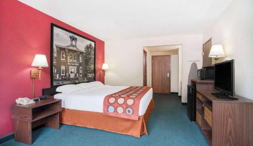 Queen Room - Disability Access - Non-Smoking