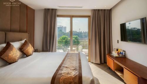 King Room with Balcony