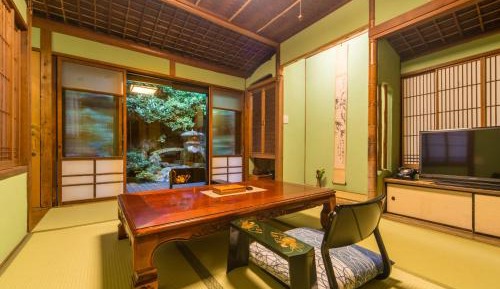 Japanese-Style Room