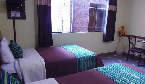 Twin Room with Private Bathroom