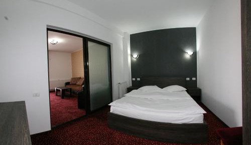 One Bedroom Suite 