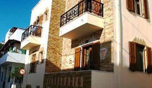 Economy Apartment- Semi Basement