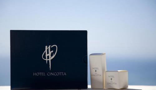 Double or Twin Room with Sea View