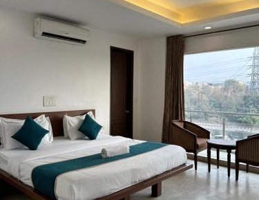 Queen Room