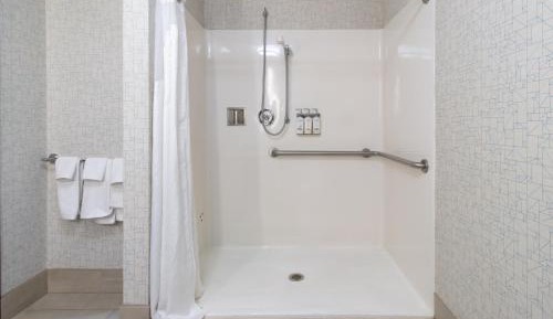 King Room - Hearing Accessible