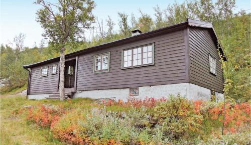 Three-Bedroom Holiday Home 