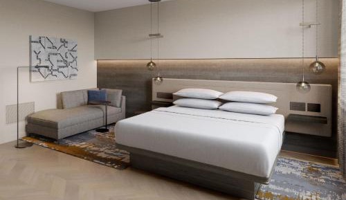 Corner King Room