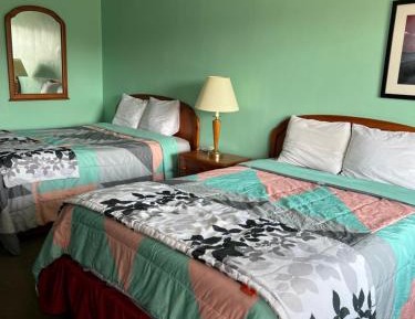 Double Room with Two Double Beds - Non-Smoking