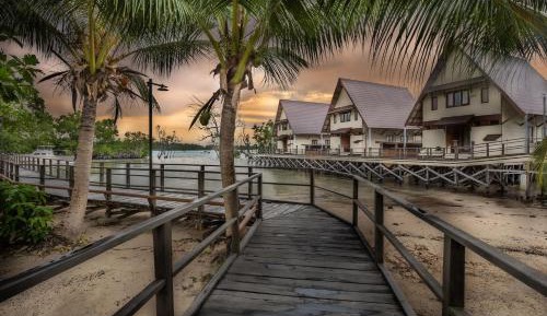 Villa - Beach Front