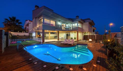 Villa with Sea View