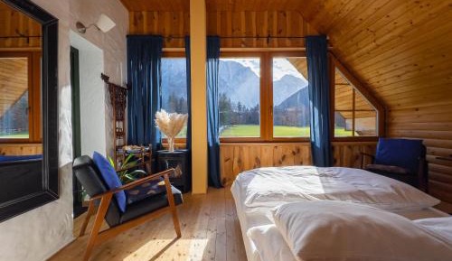 Suite with Mountain View