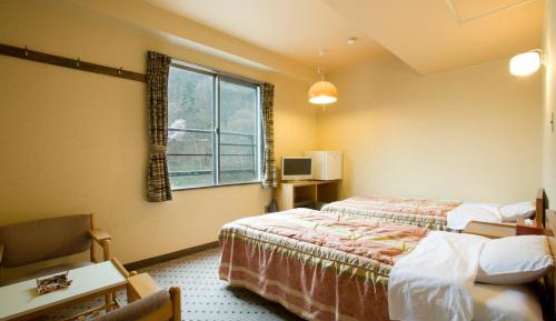Twin Room with Shared Bathroom and Toilet