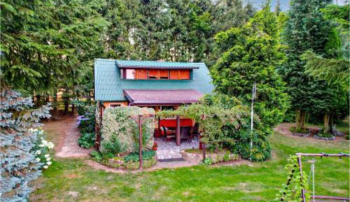 One-Bedroom Holiday Home