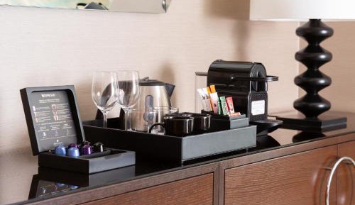 Deluxe Room with One King Bed