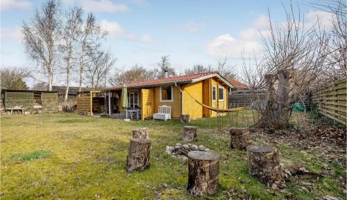 Three-Bedroom Holiday Home 