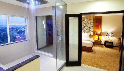 Premier Suite