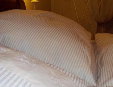 Honeymoon Suite