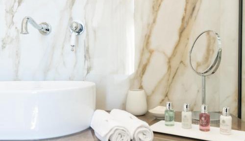 Deluxe Double Room with Castle View