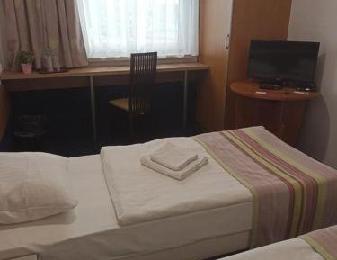 Economy Twin Room