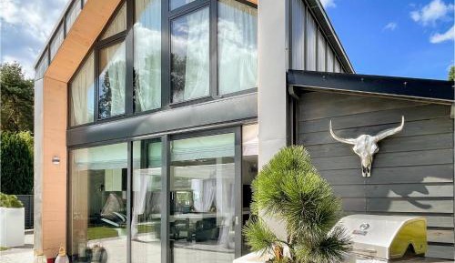 Three-Bedroom Holiday Home 