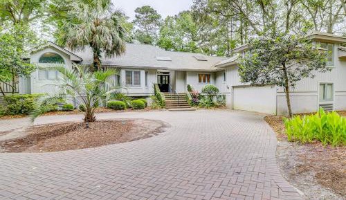 Four bedroom holiday home 