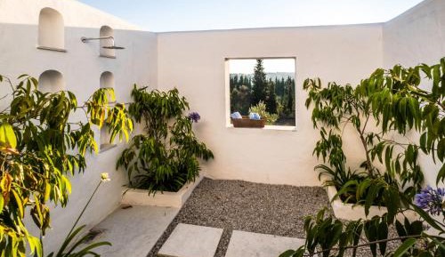 King Room with Mountain View