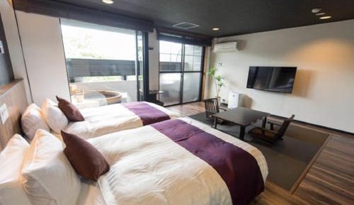 Modern Superior Japanese-Western Room with Open Air Bath - Non-Smoking