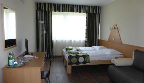 Standard Twin Room with Sofa