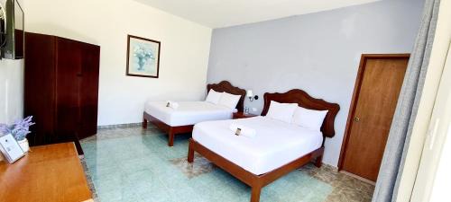Deluxe Queen Room with Two Queen Beds