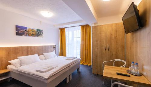 Large Double Room