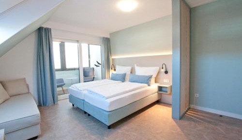 Deluxe Double Room with Balcony