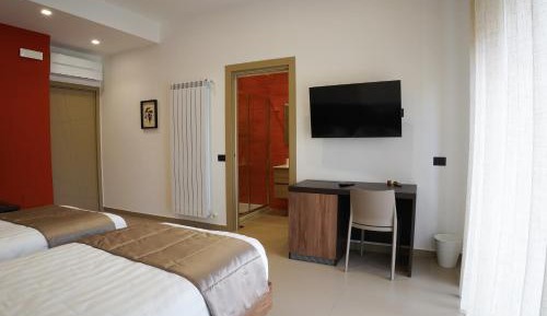 Twin Room with City View